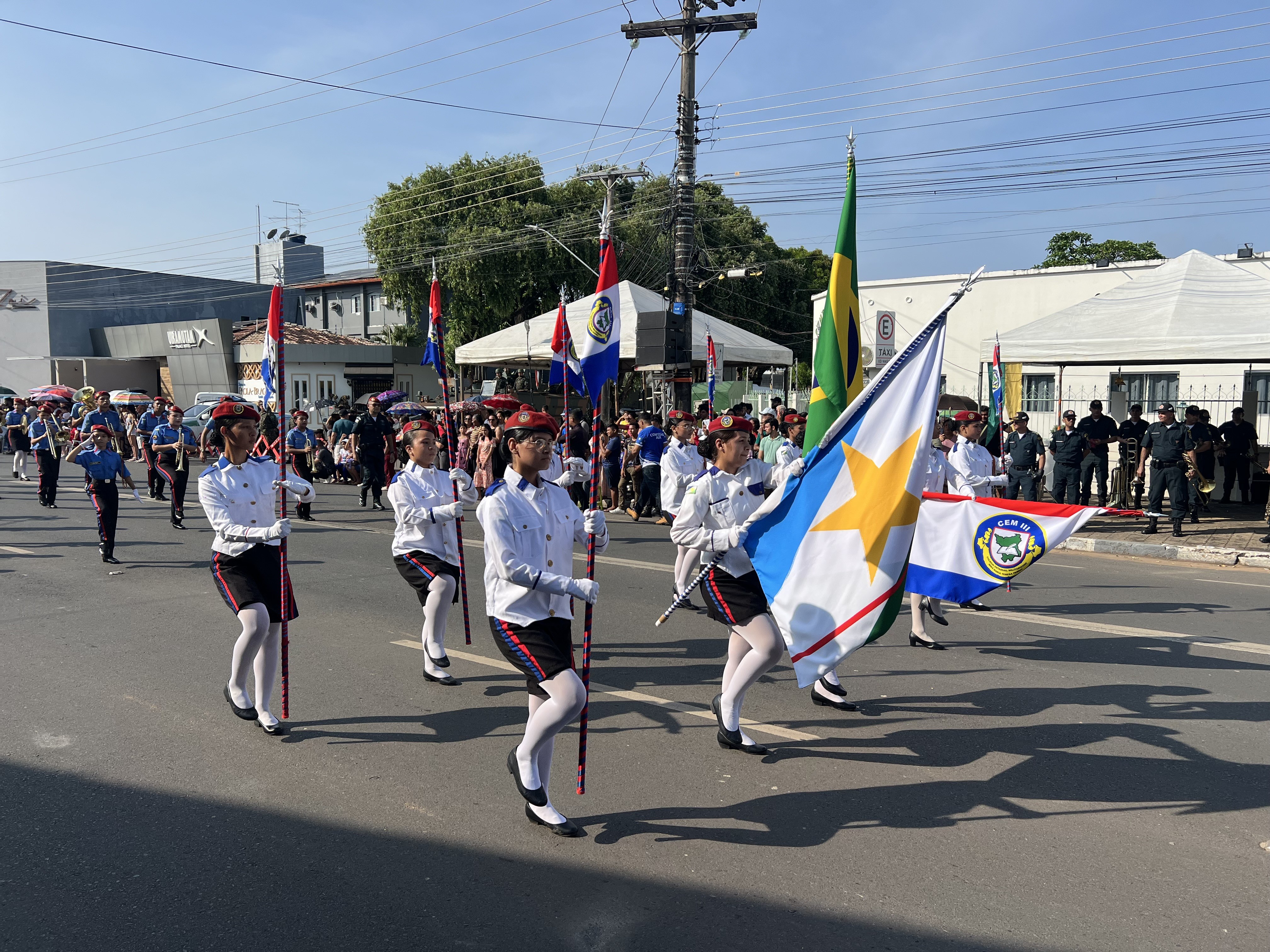 Desfile de 7 de setembro reúne 9 mil pessoas no Centro de Boa Vista