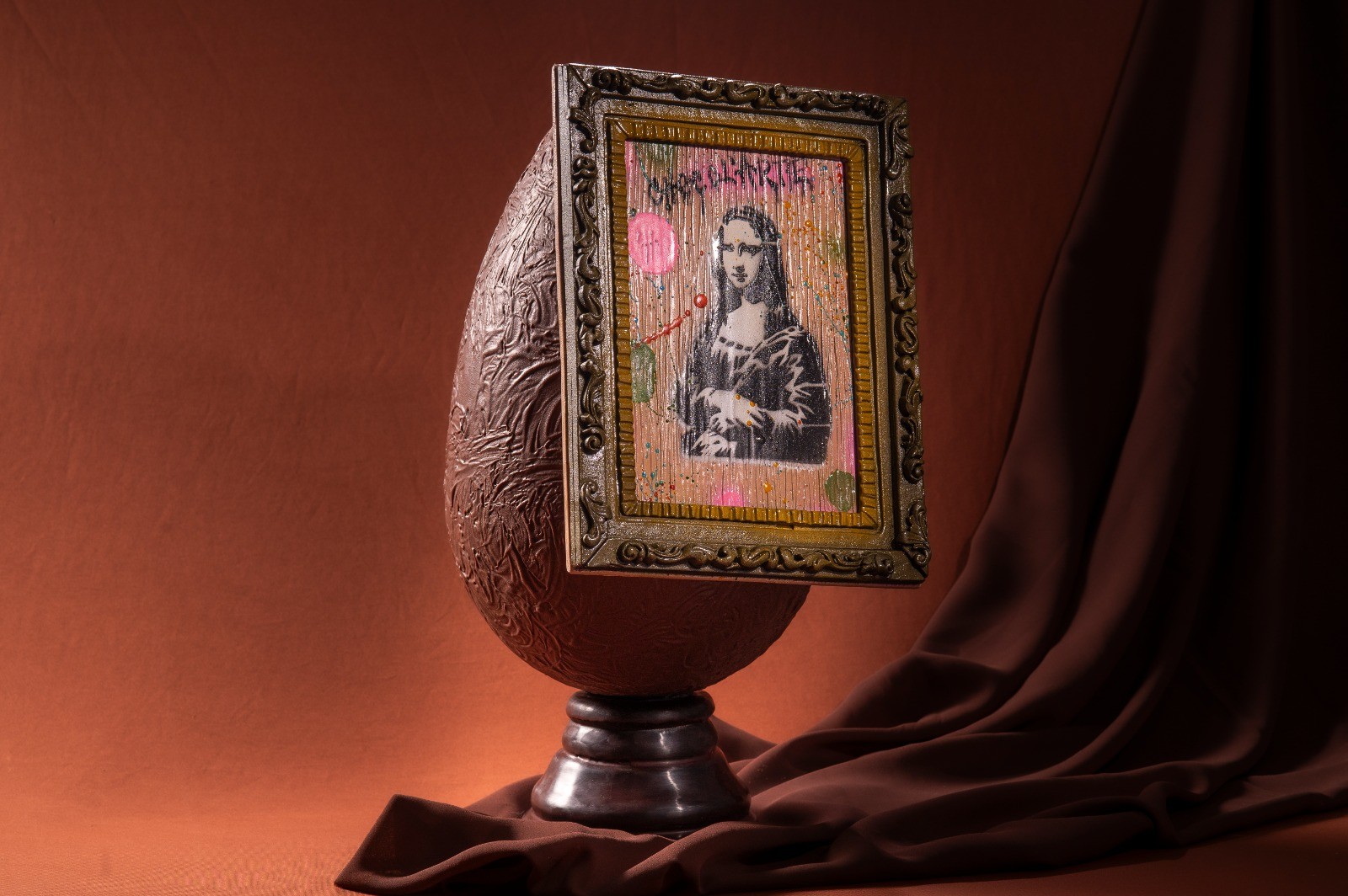 Ovos de chocolate inspirados em obras de artes famosas são aposta para a Páscoa em Manaus