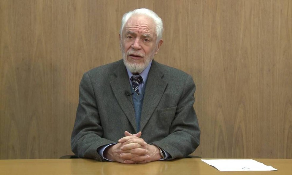 C&iacute;cero Sandroni