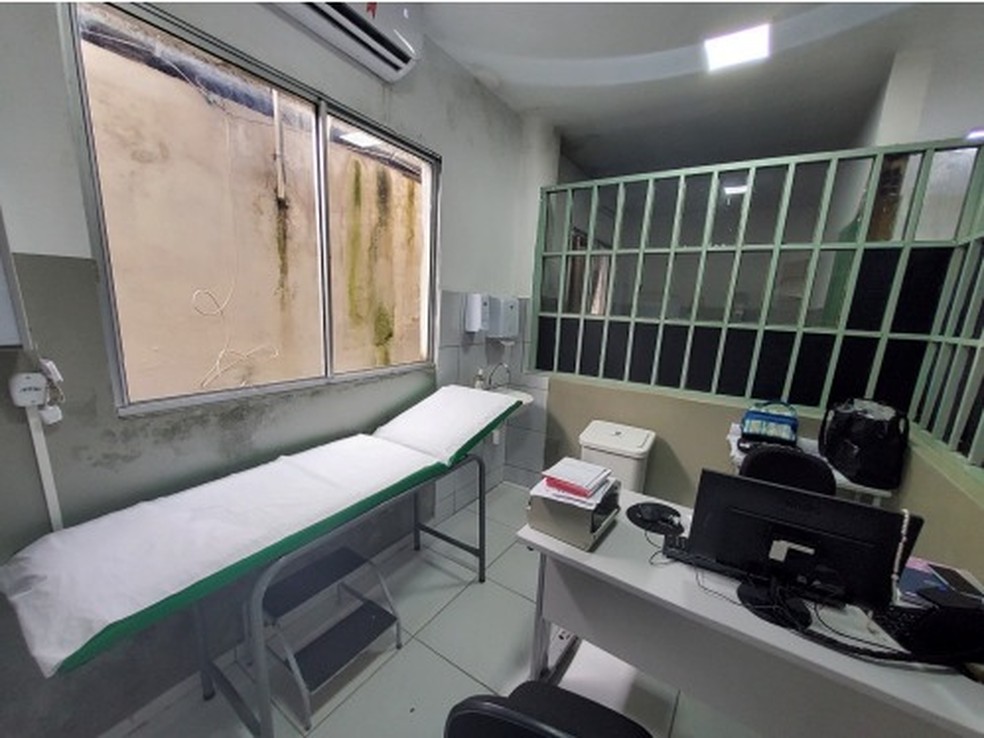 Consultório não possui estrutura de atendimento adequado, em Santa Rita — Foto: CRM-PB/Divulgação