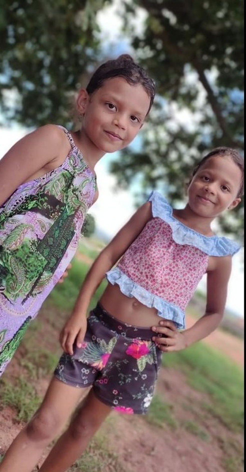 Brenda Raquely Rodrigues dos Santos, de 9 anos e Ysabela Raiane Rodrigues dos Santos, de 7 anos — Foto: Reprodução
