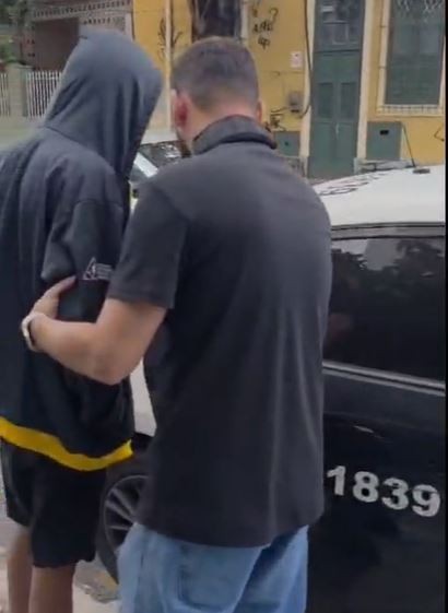 Adolescente é apreendido no Rio por incentivar automutilação e planejar ataques em comunidades online