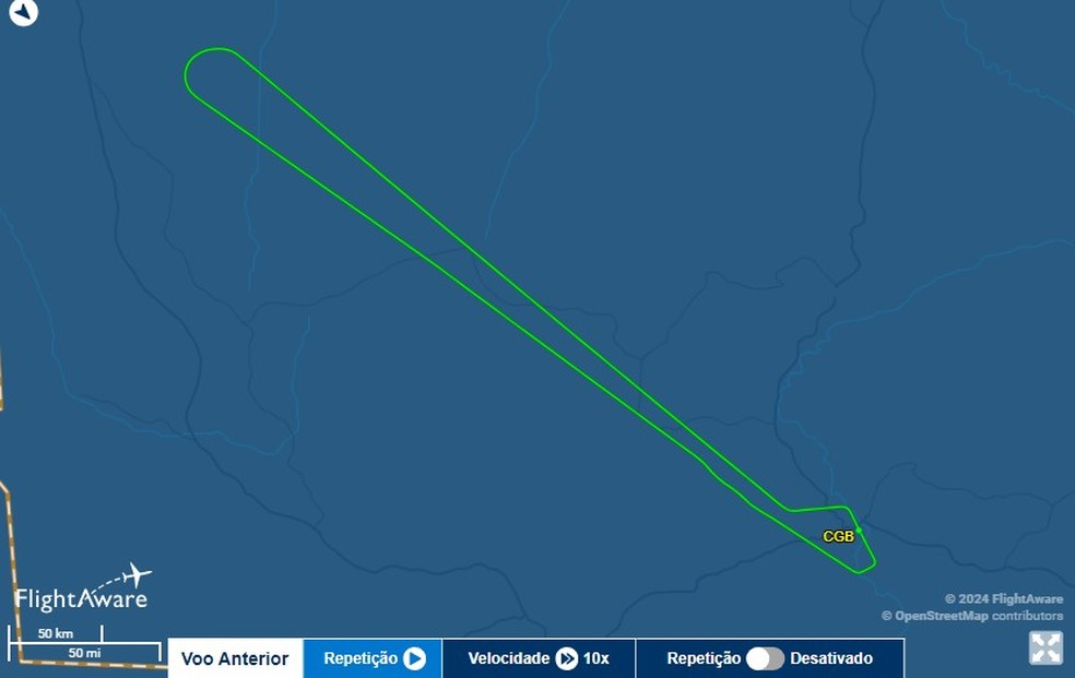 Voo desvia rota por causa da fumaça em Cacoal, RO — Foto: FlightAware
