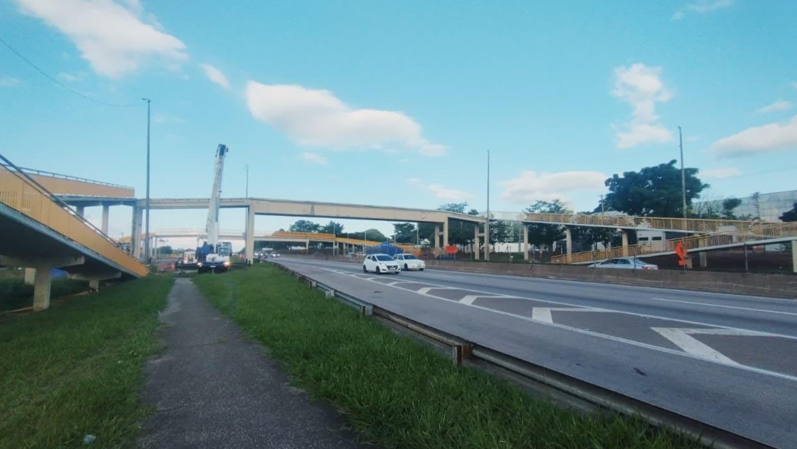 Via Dutra terá interdições totais para desmontagem de passarelas em São José dos Campos; confira