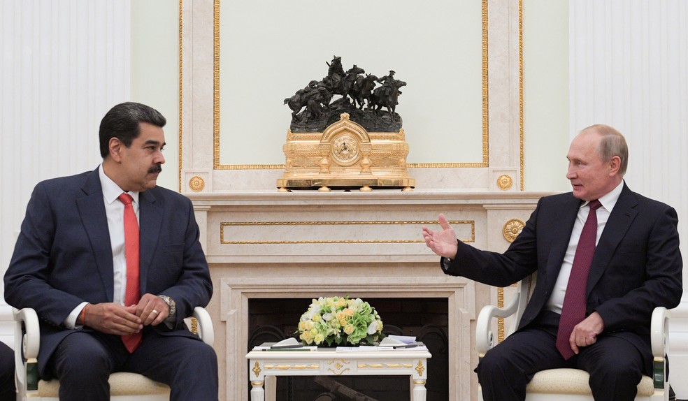 Em imagem de arquivo, Nicolás Maduro e Vladimir Putin se reúnem em Moscou, na Rússia, em 25 de setembro de 2019.  — Foto: Sputnik/Alexei Druzhinin/Kremlin/Reuters