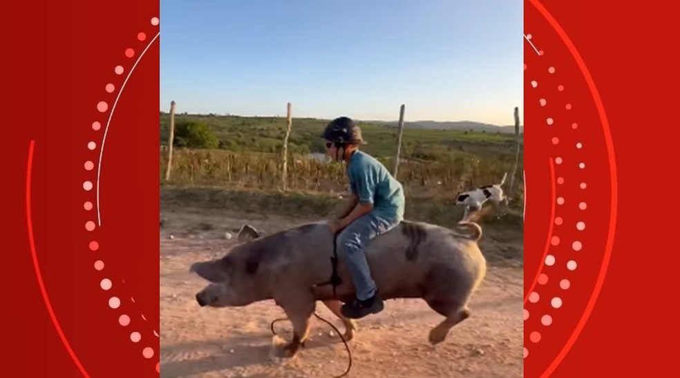 Gutinho montando porca Foguete | Foto: Reprodução