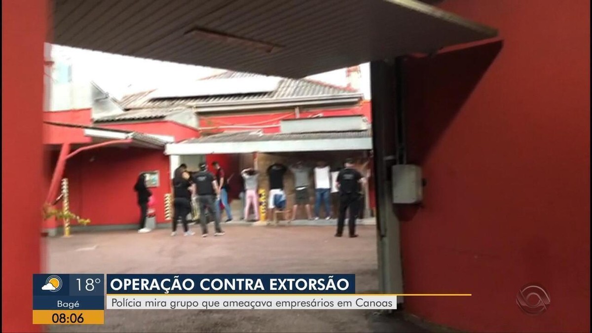 Polícia faz operação contra grupo que extorquia clientes e comerciantes em  Canoas