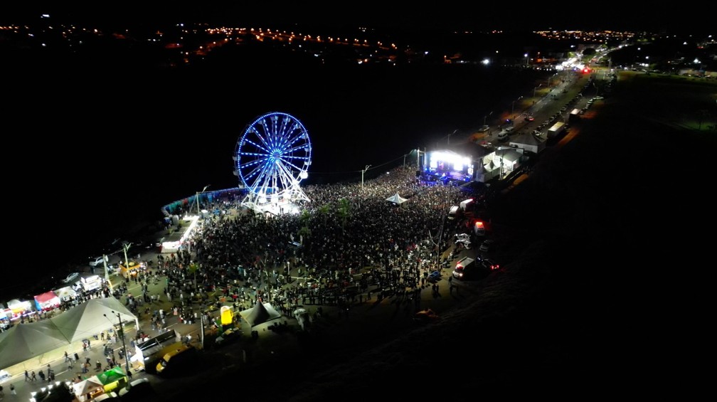 1 de 6
A Avenida do Fórum será o palco de cinco dias de festa com shows gratuitos para celebrar o aniversário de Botucatu. — Foto: Prefeitura de Botucatu/Divulgação