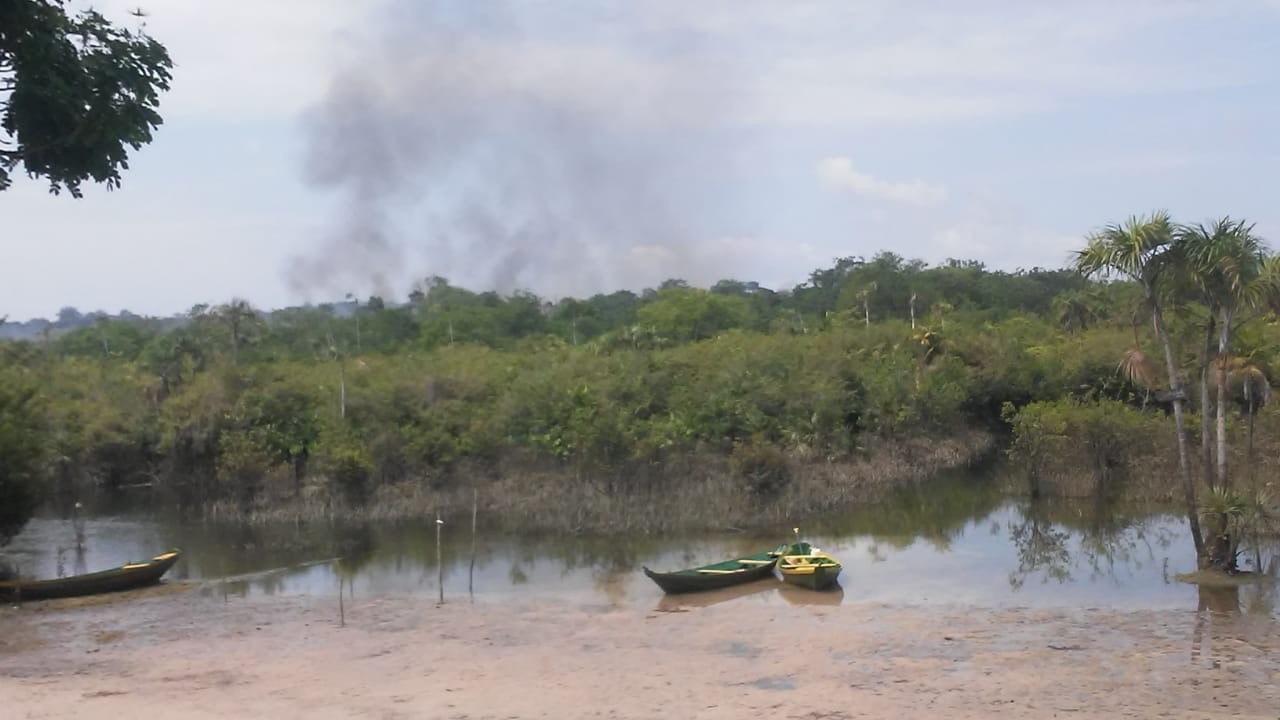 Prefeitura e Bombeiros combatem queimadas na Capadócia, em Santarém