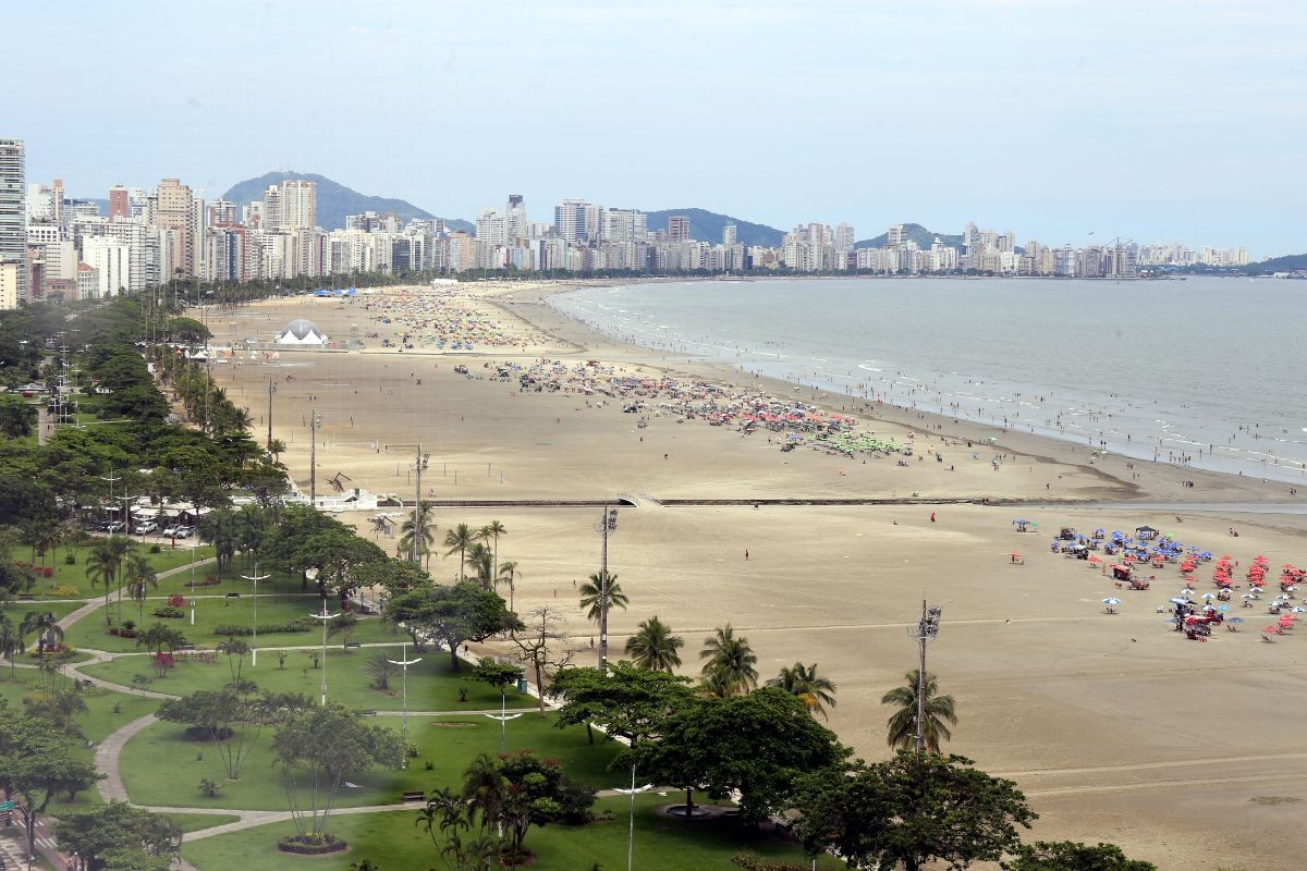 Ossada humana é encontrada em praia do litoral de SP e mobiliza autoridades