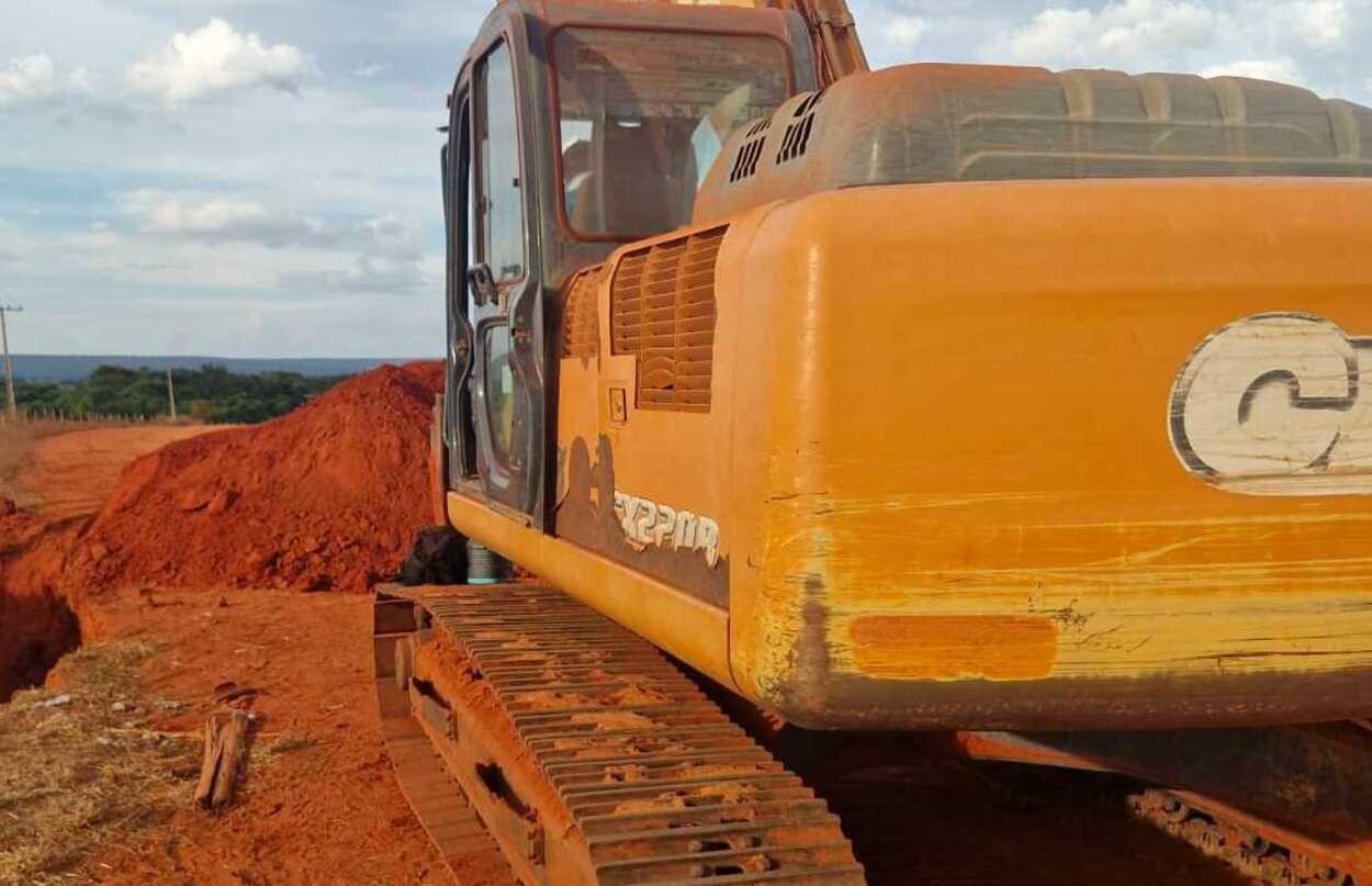 Homem morre soterrado durante abertura de vala na zona rural de Pirapora
