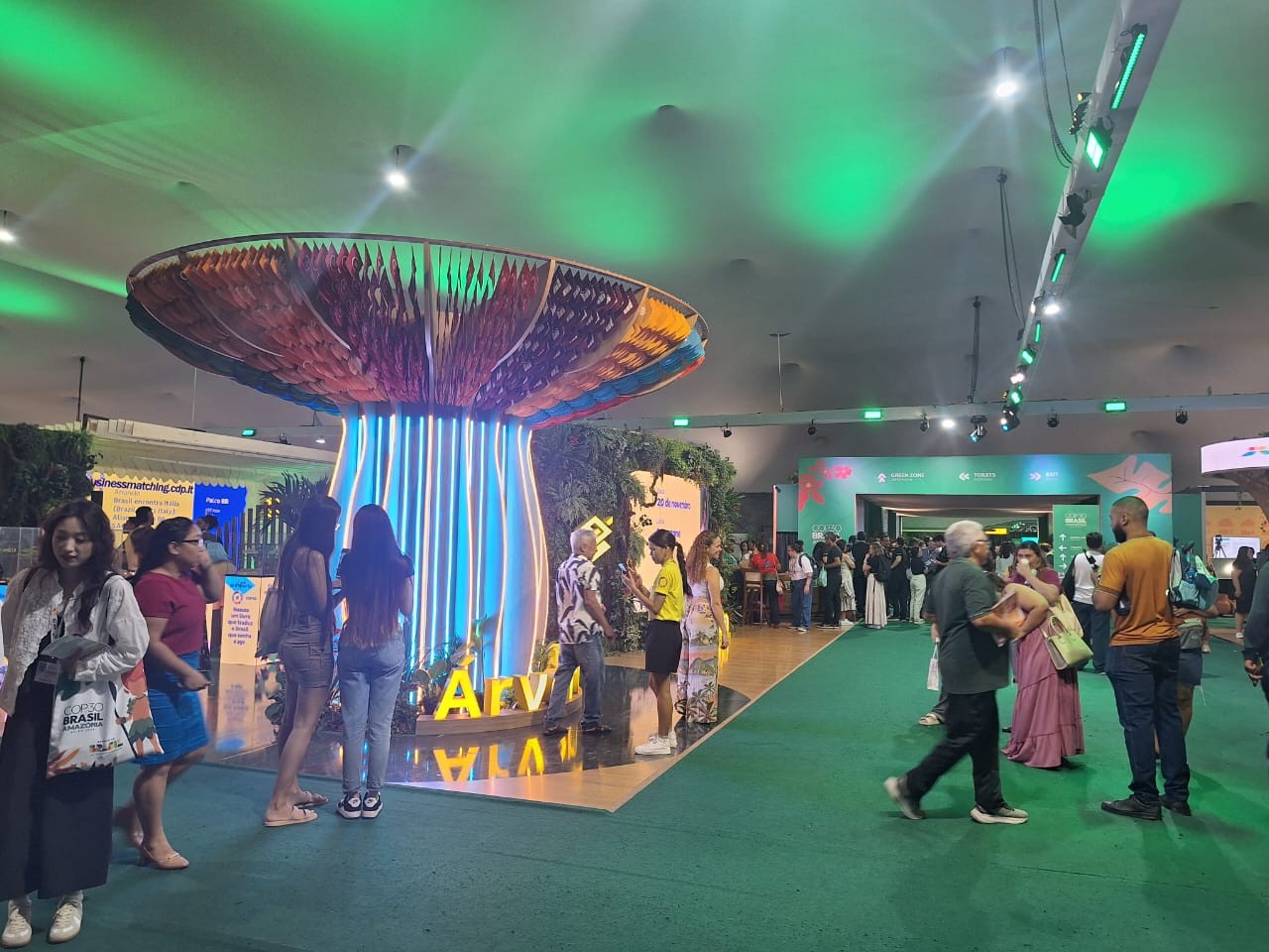 Green Zone atinge lotação máxima e é fechada na COP 30 em Belém