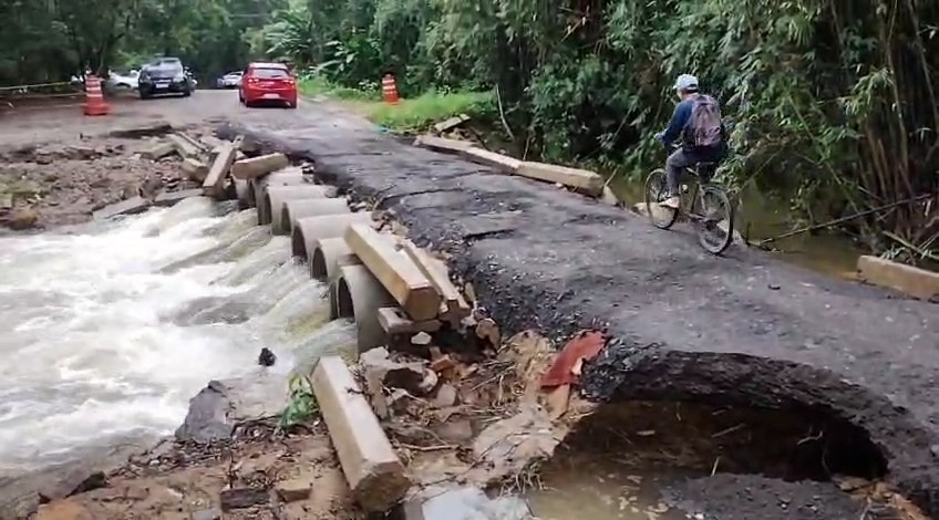 Chuva diminui intensidade, mas Defesa Civil de Ubatuba (SP) mantém alerta