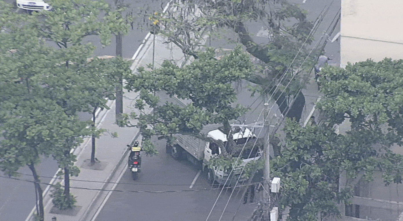 Passageiros juiz-foranos relatam medo e tensão durante megaoperação no RJ: 'Trânsito estava parado e muita confusão'