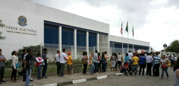 TRE-BA realiza plantão para evitar cancelamento de títulos eleitorais em cidades do interior da Bahia