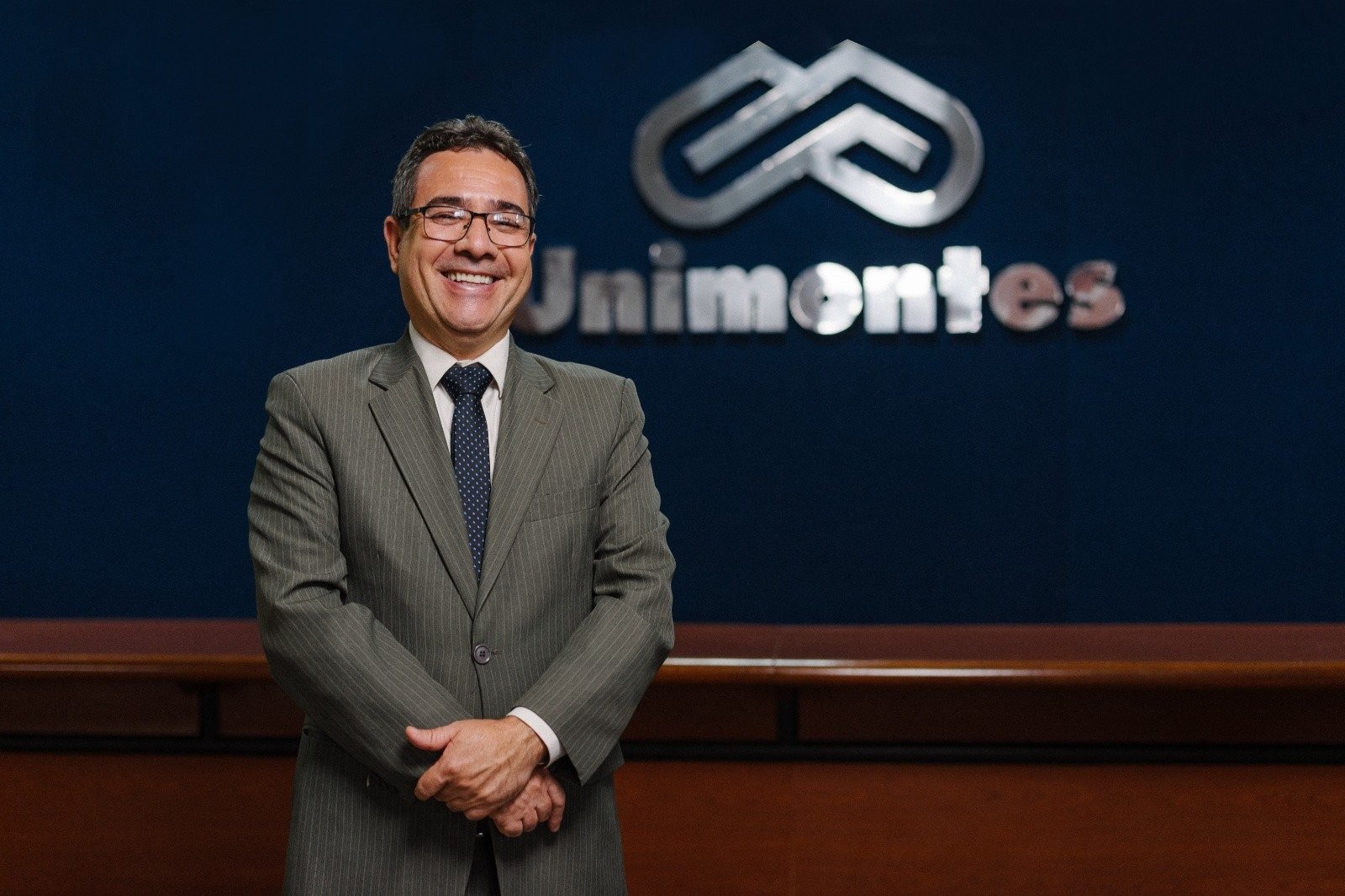 Professor Wagner de Paulo Santiago é reconduzido à reitoria da Unimontes