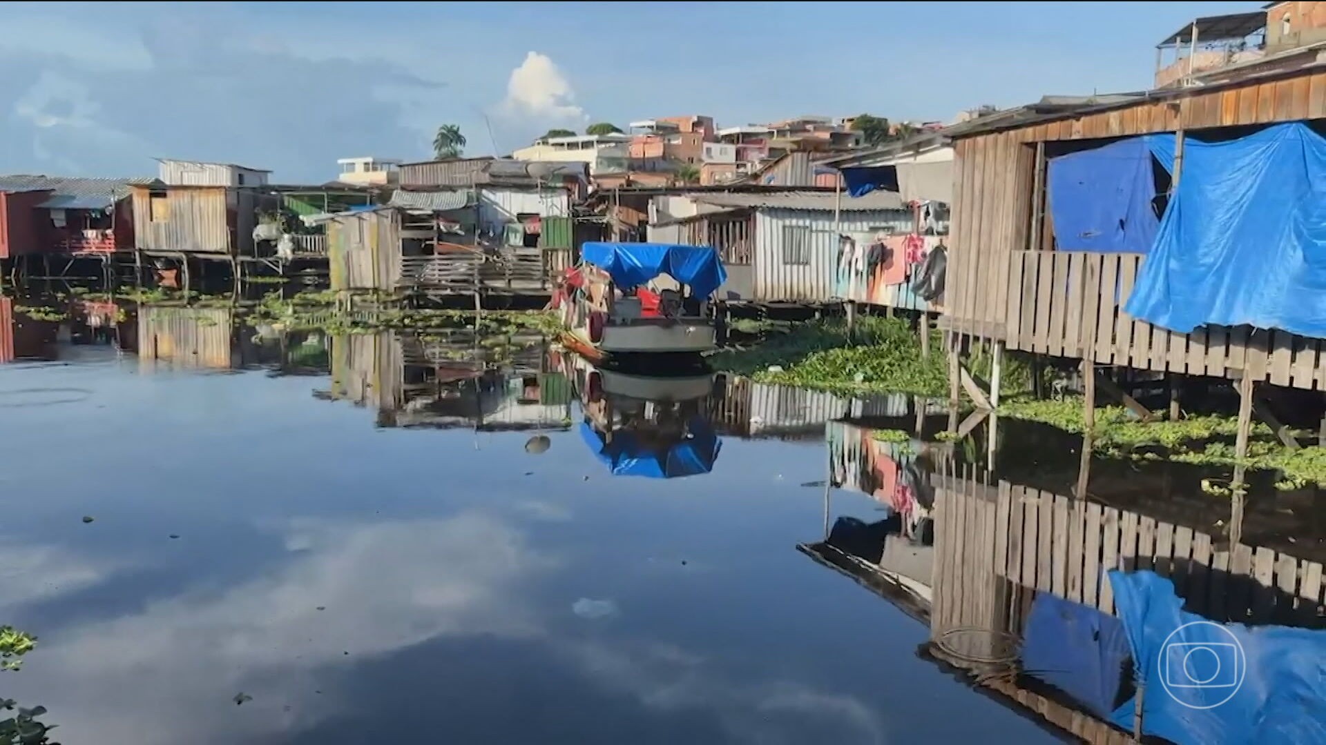 Cheia dos rios no Amazonas afeta mais de meio milhão de pessoas