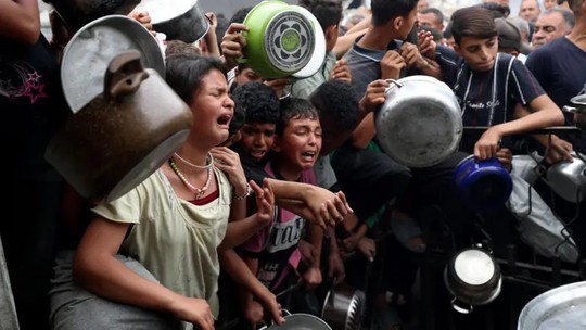 Papa Leão XIV pede por entrada de 'ajuda humanitária digna' em Gaza