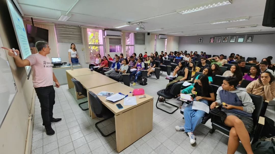 Atendimento odontológico, cursos, castração de cães e gatos e mais: saiba onde encontrar serviços gratuitos no Grande Recife