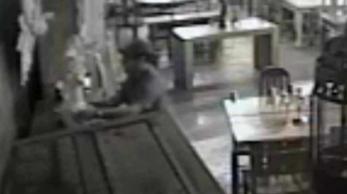Vídeo mostra juiz furtando peça sacra em Tiradentes; TJ-RJ decidiu por aposentadoria compulsória