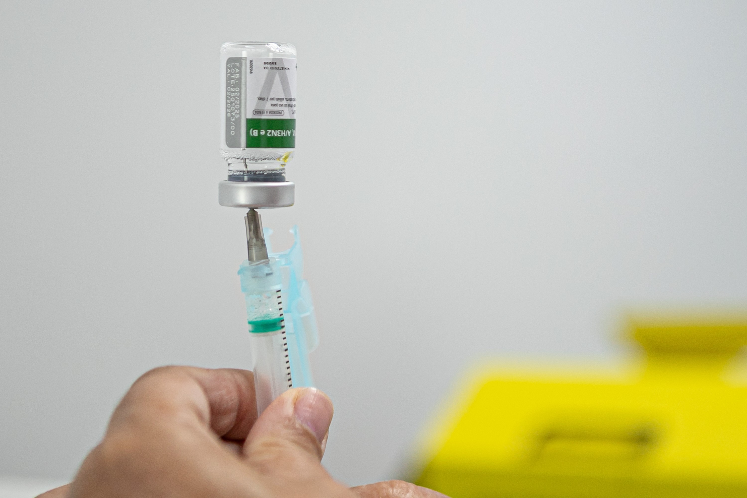 Campanha de multivacinação começa nesta segunda (6) no Paraná
