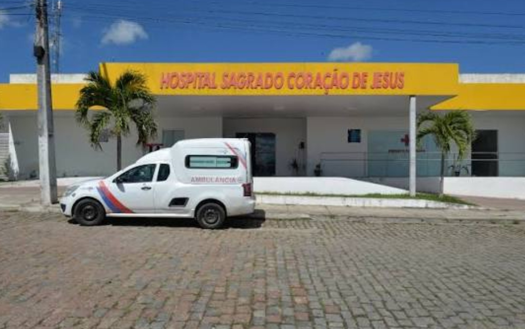 Mulher é detida suspeita de injúria homofóbica contra enfermeiro em hospital na Bahia