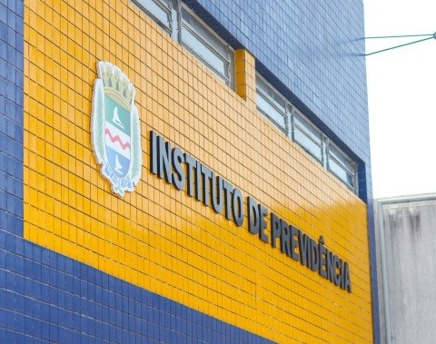 Crise na Previdência de Maceió: R$ 117 Milhões em risco com a liquidação do Banco Master