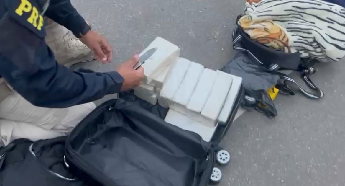Operação prende mulher com mais de 14 kg de pasta base de cocaína na Serra das Araras, em Piraí