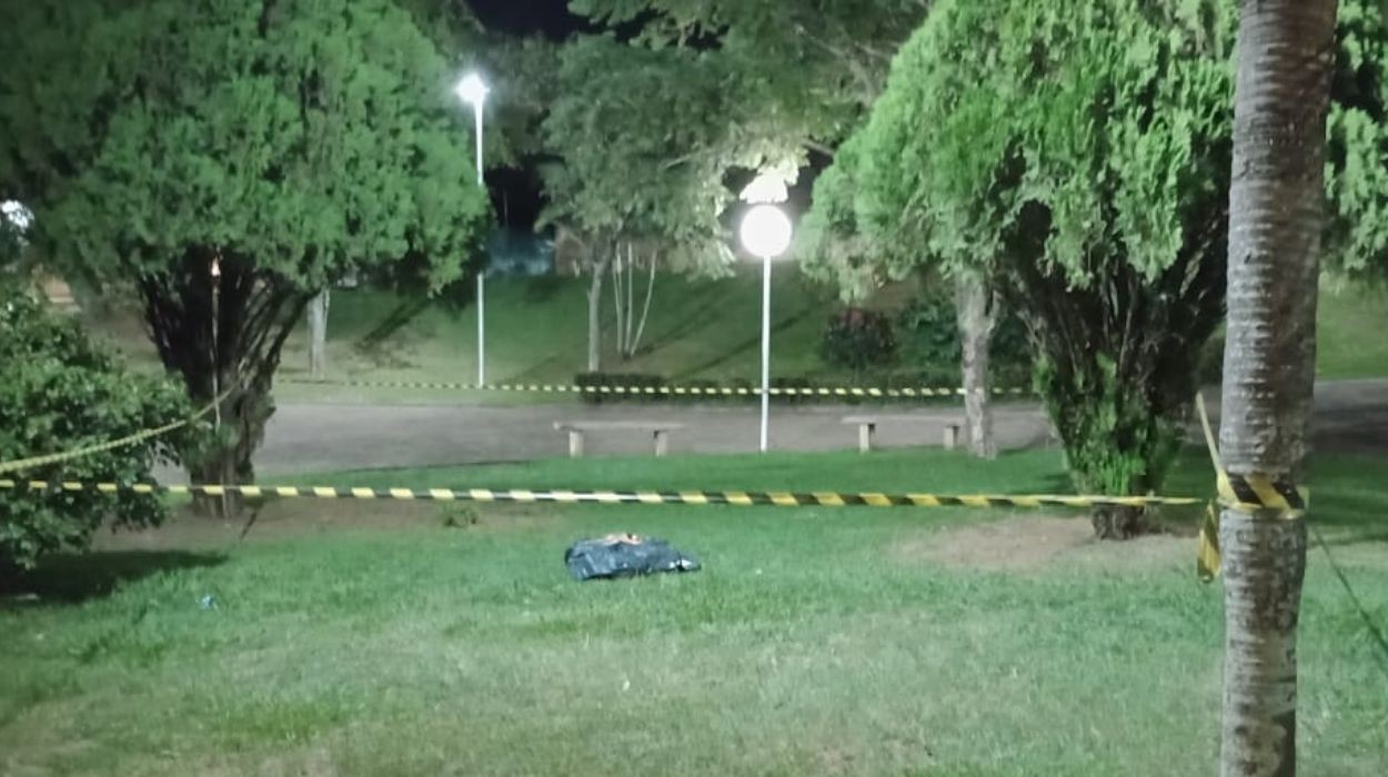 Rottweiler ataca cachorro de guarda municipal e é morto com tiro no interior de SP