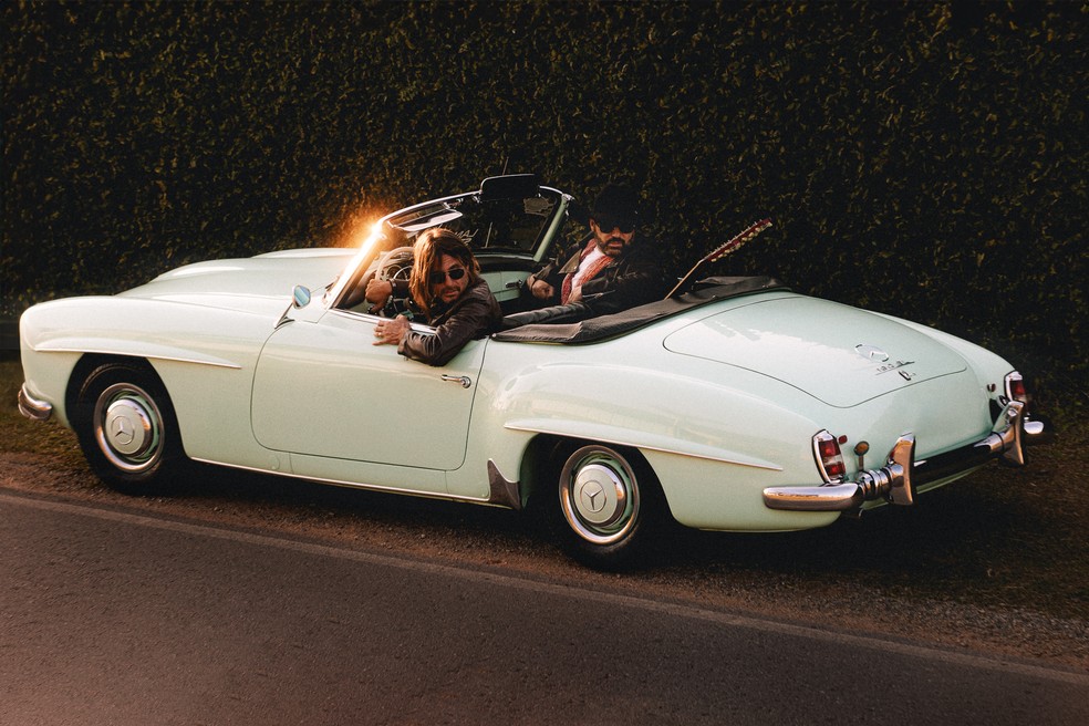 Edson e Hudson em clipe de música internacional — Foto: Fabrizio Toniolo