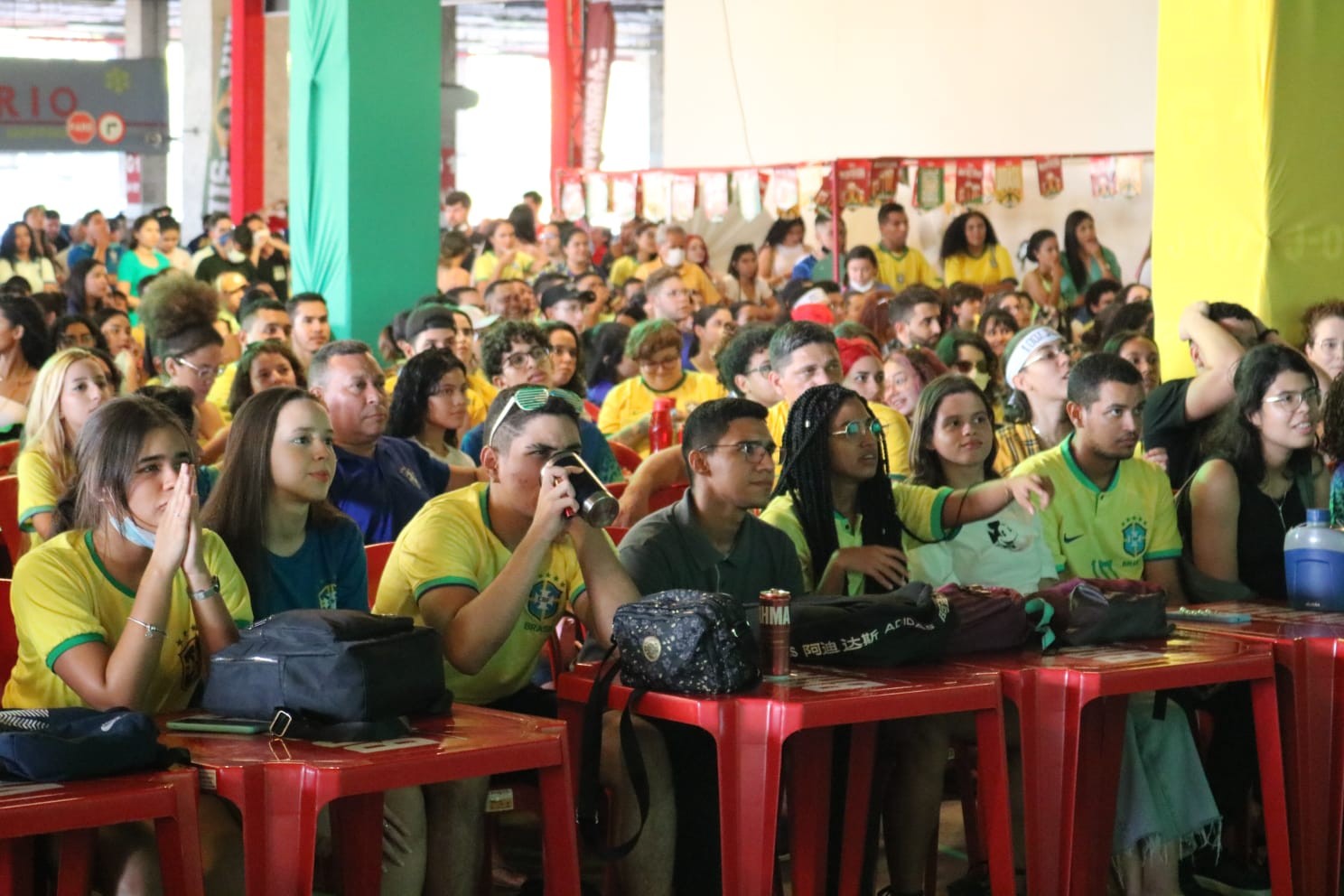 Copa do Mundo: comércio muda horários de funcionamento em dias de jogo do Brasil; saiba como fica em Teresina