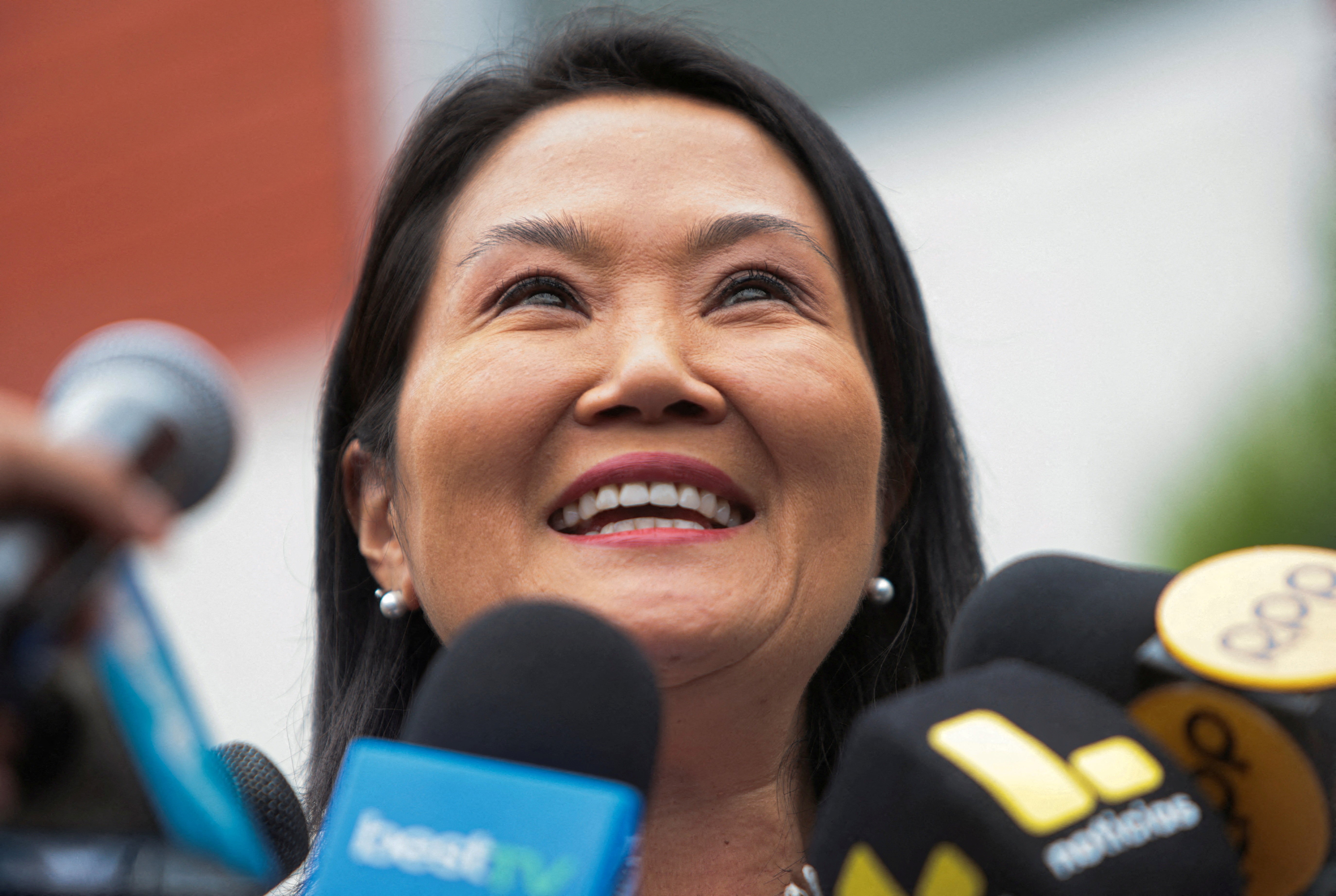 Vantagem irreversível de Fujimori: entenda o que falta para Peru anunciar resultado das eleições