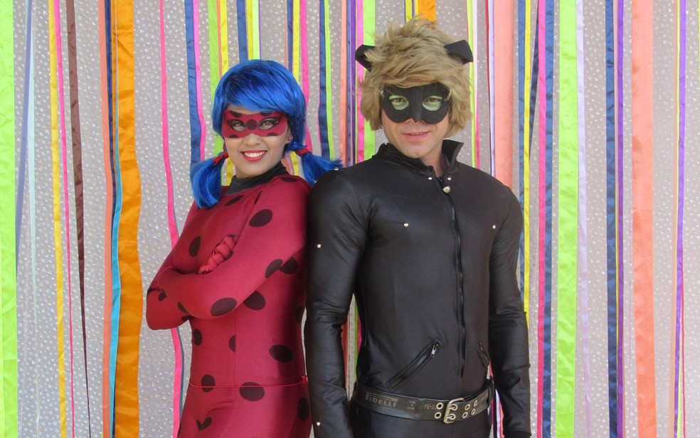 Cat Noir e Lady Bug personagens vivos para festa Itaquera