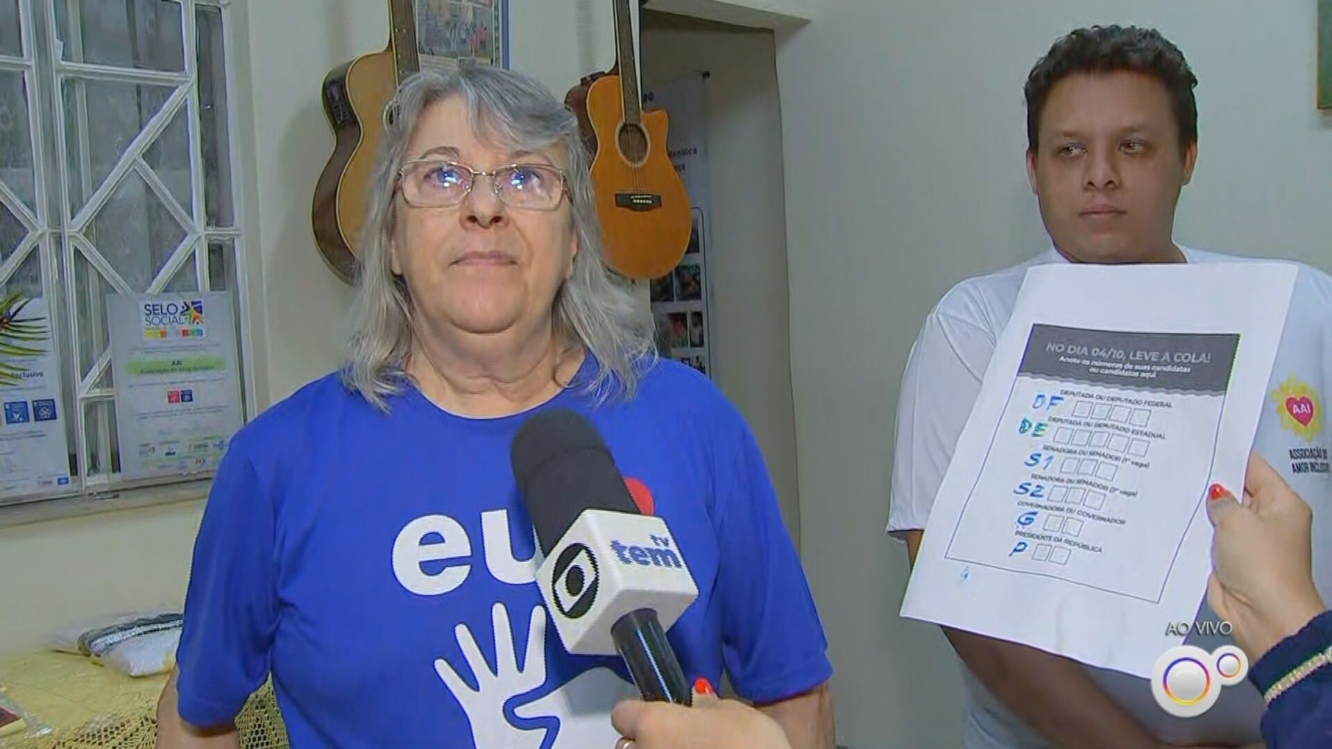 Associação de Sorocaba prepara 'colinha' em Braille e alto-relevo para auxiliar pessoas com deficiência visual nas eleições