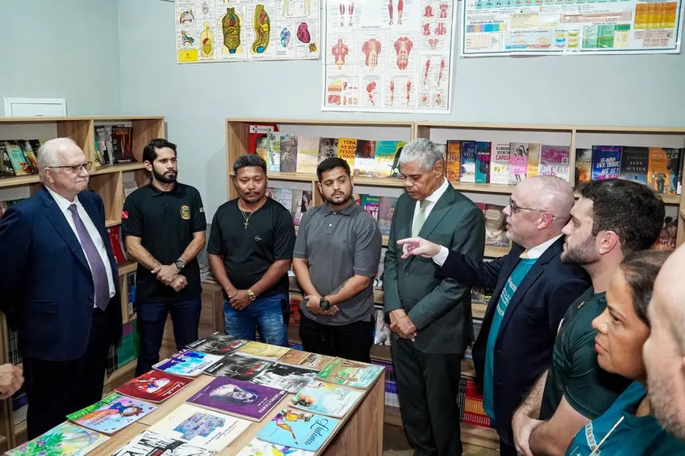Ministro Edson Fachin visitou ações em unidade de custódia em Breves — Foto: Augusto Miranda/Agência Pará