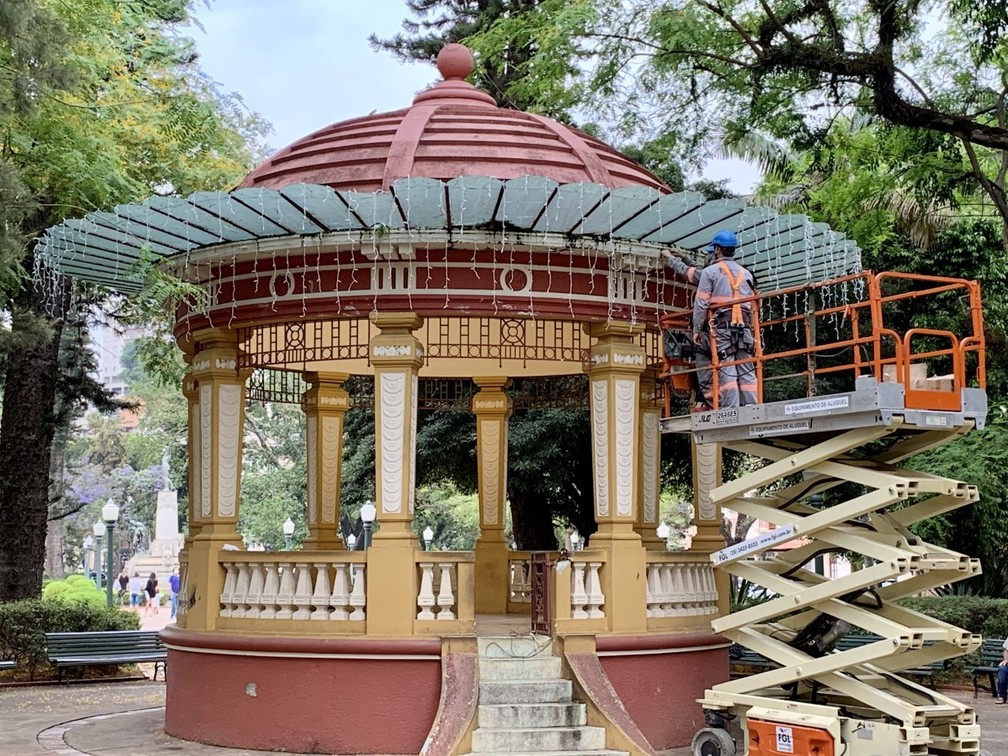 Veja como ficou a decoração de Natal em Poços de Caldas