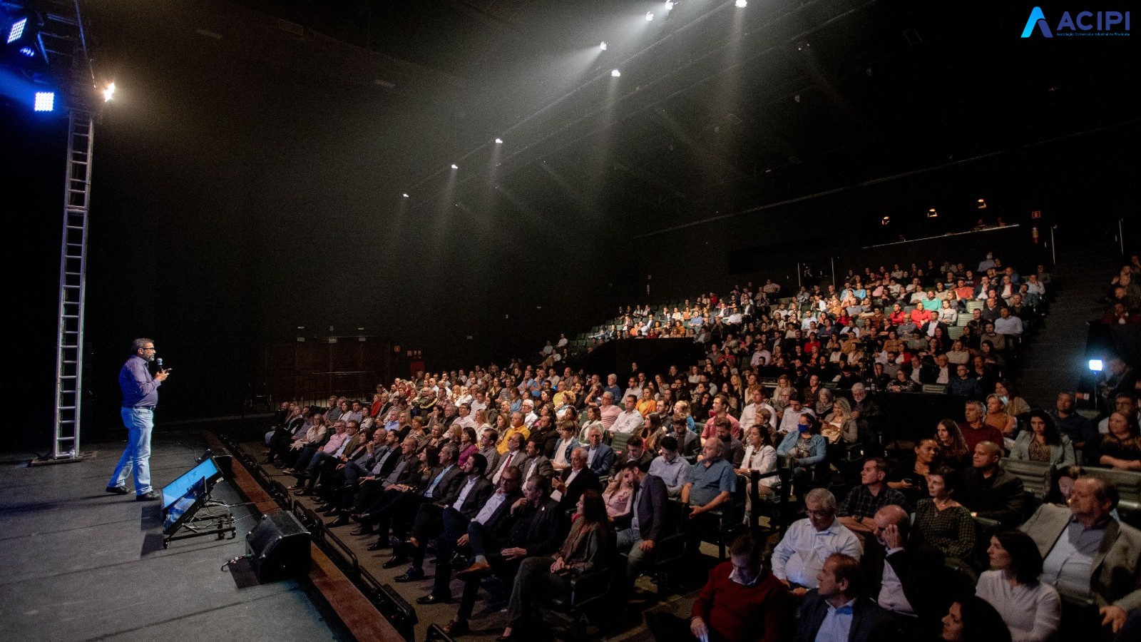 Palestras, experiências e conexões empresariais marcam Congresso Empresarial Acipi