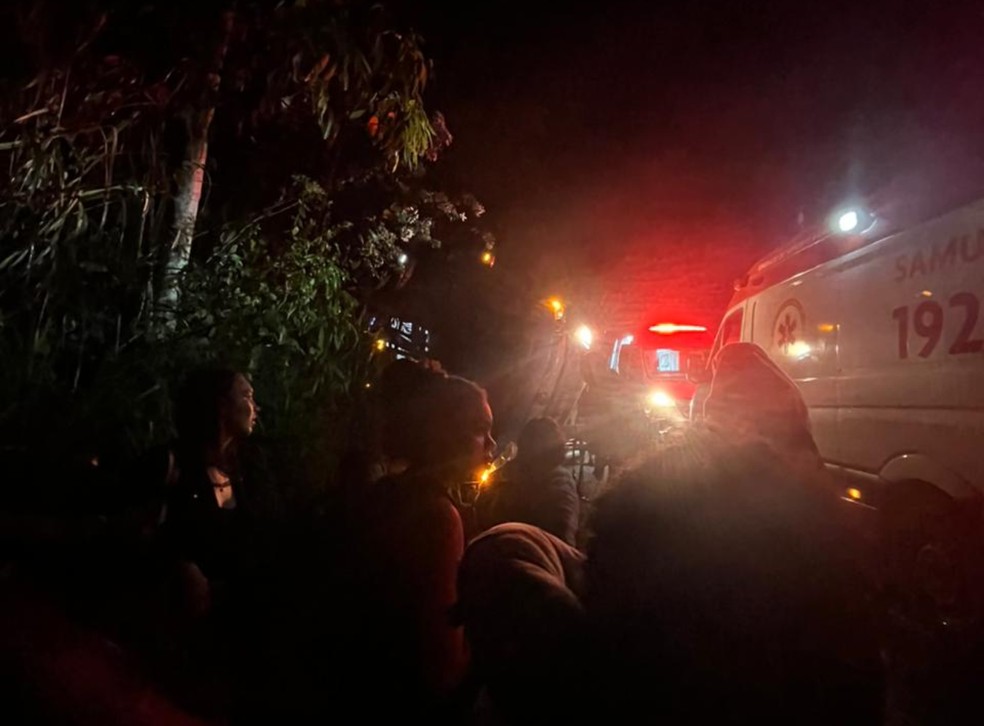 Acidente na BR-101 deixou feridos — Foto: Reprodução/Redes Sociais