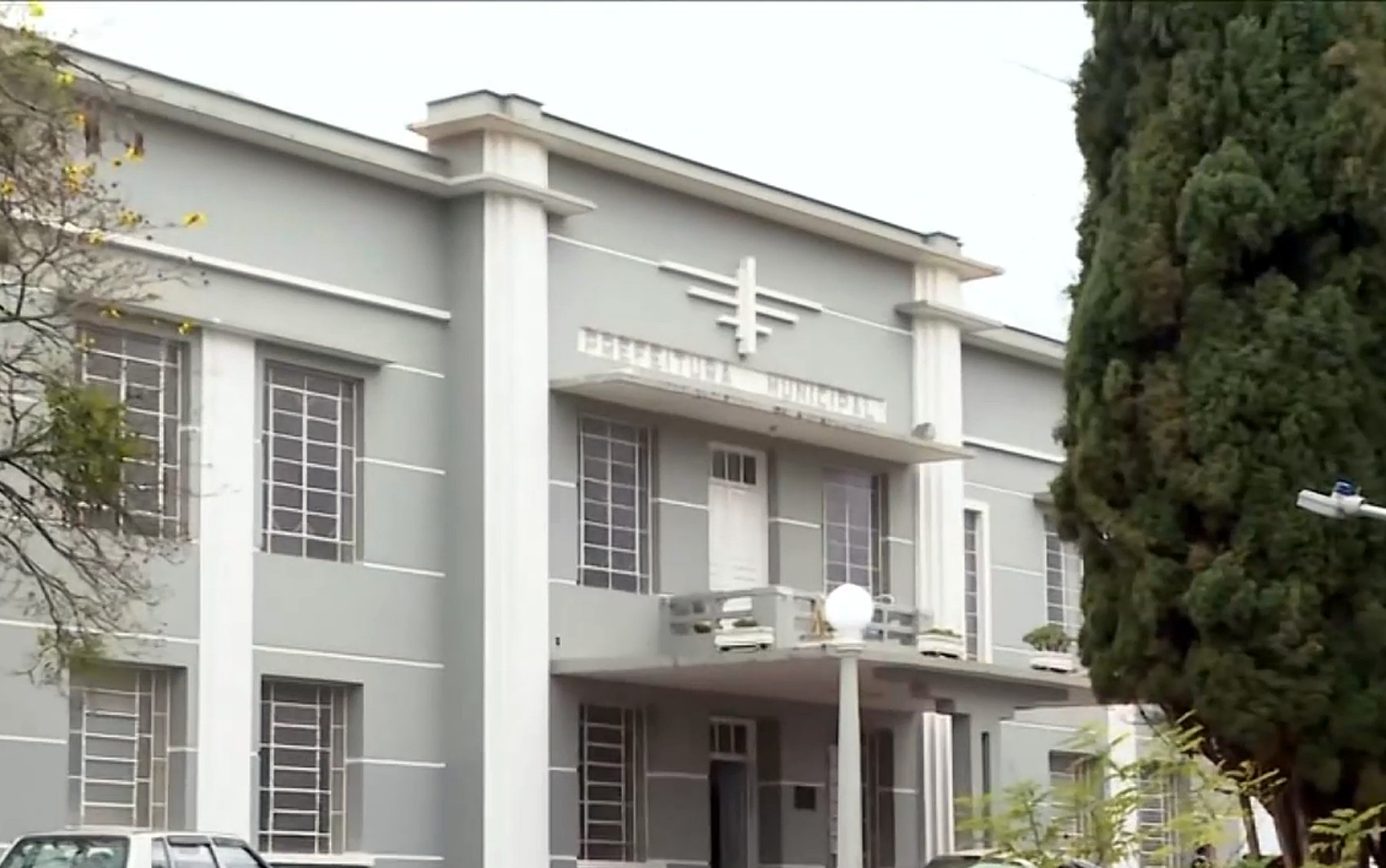 Prefeitura de Alfenas volta atrás após denunciar demissão de profissionais que cuidam de alunos com transtorno do espectro autista