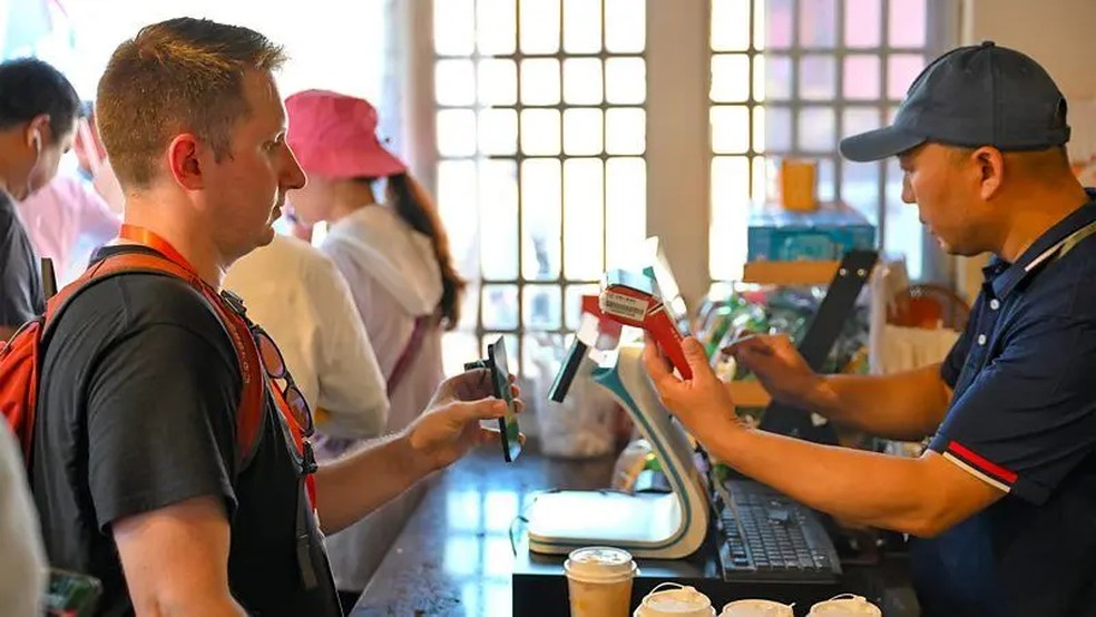 Pequim combina harmoniosamente a conveniência da alta tecnologia e suas profundas tradições culturais — Foto: Getty Images
