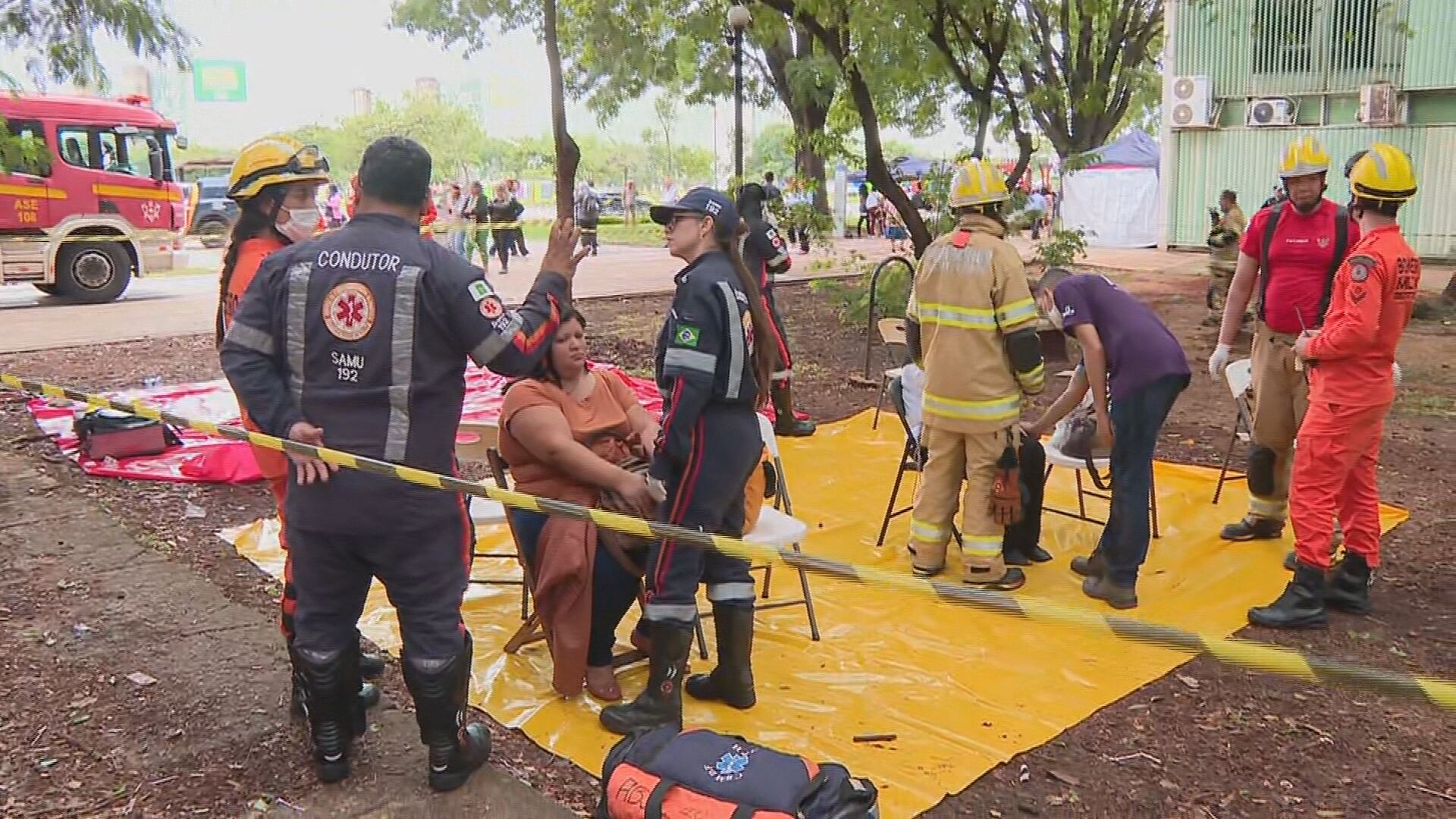 Incêndio no Ministério da Igualdade Racial, em Brasília, deixa feridos; VÍDEOS