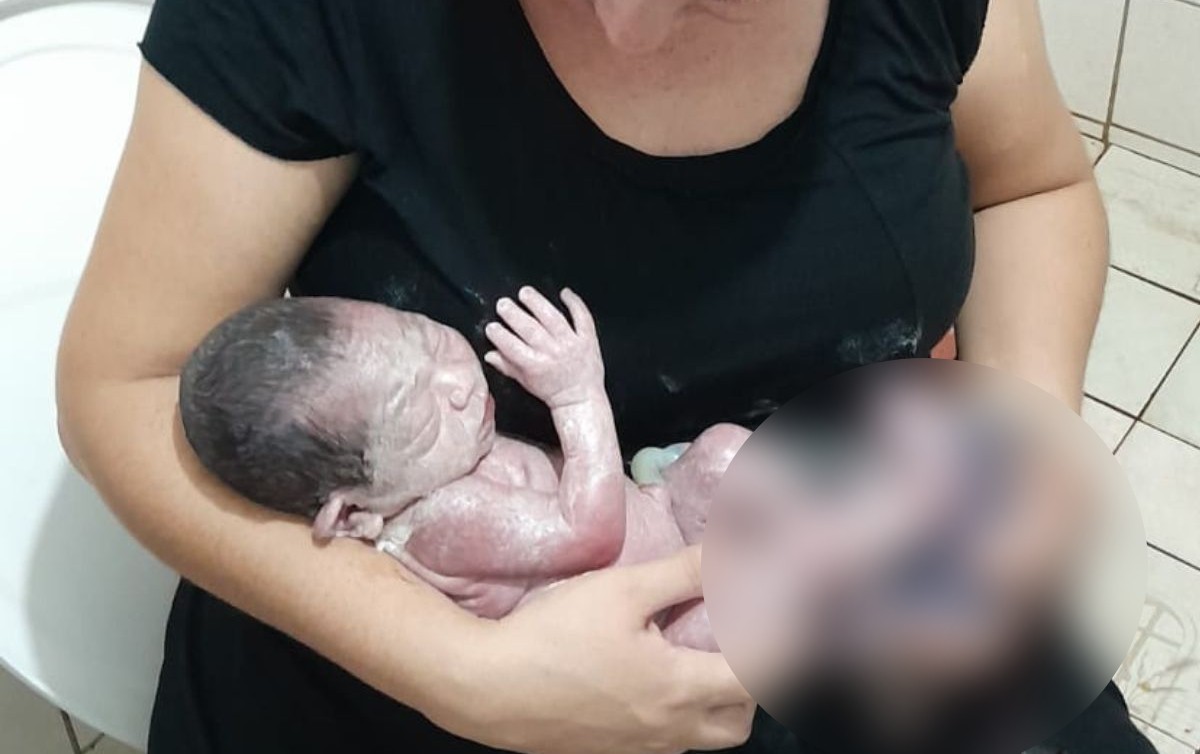 Mulher dá à luz bebê prematuro com ajuda do marido em banheiro de casa em Cuiabá 