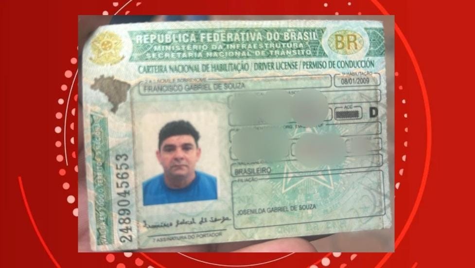 Motociclista passa mal enquanto pilotava, colide contra parede e morre em Porto Velho