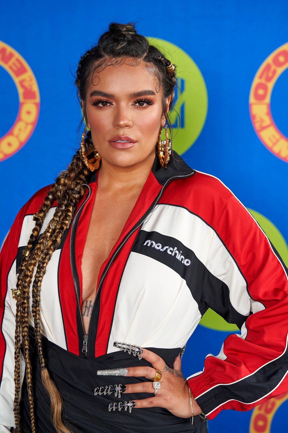 Karol G no MTV EMA 2020 &mdash; Foto:  Rodrigo Varela/MTV via Reuters
