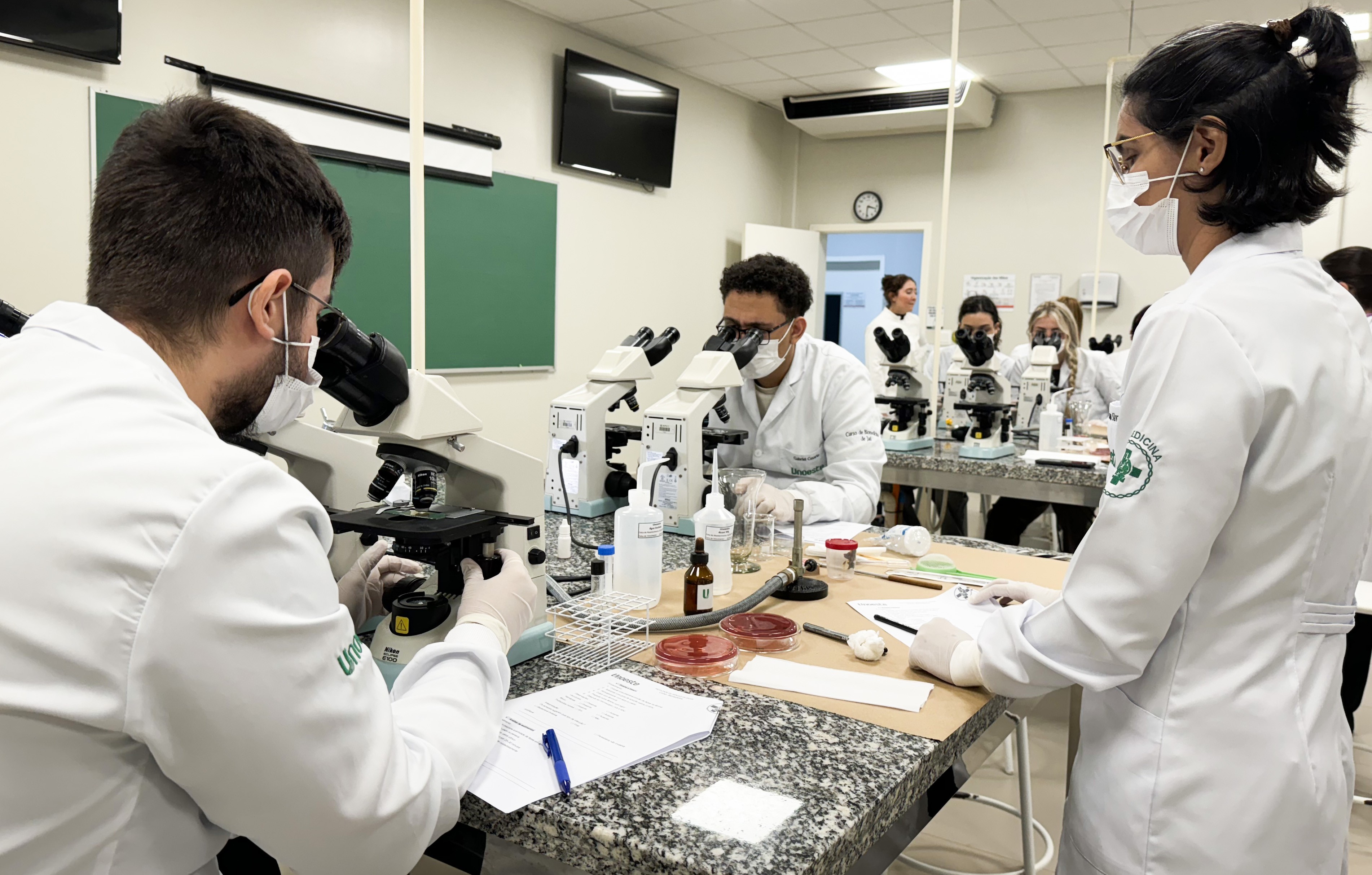 EAD e semipresencial ampliam acesso à graduação 