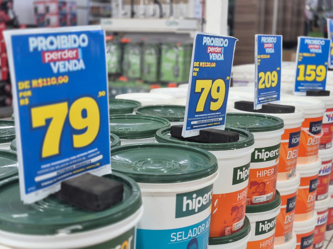 Black Friday no Amapá tem fila com café e cadeira de praia: ‘cheguei 5h e não vou sair daqui’ 