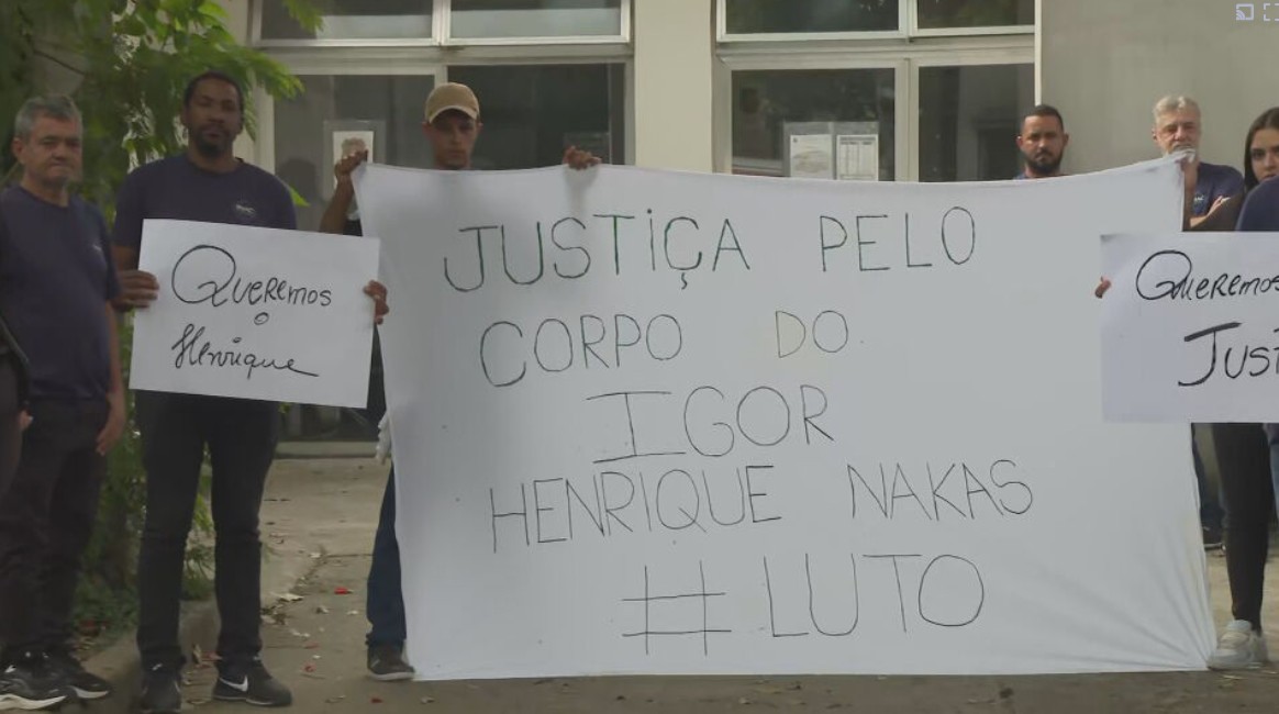 Corpos são trocados pelo Instituto Médico Legal da Zona Leste de SP