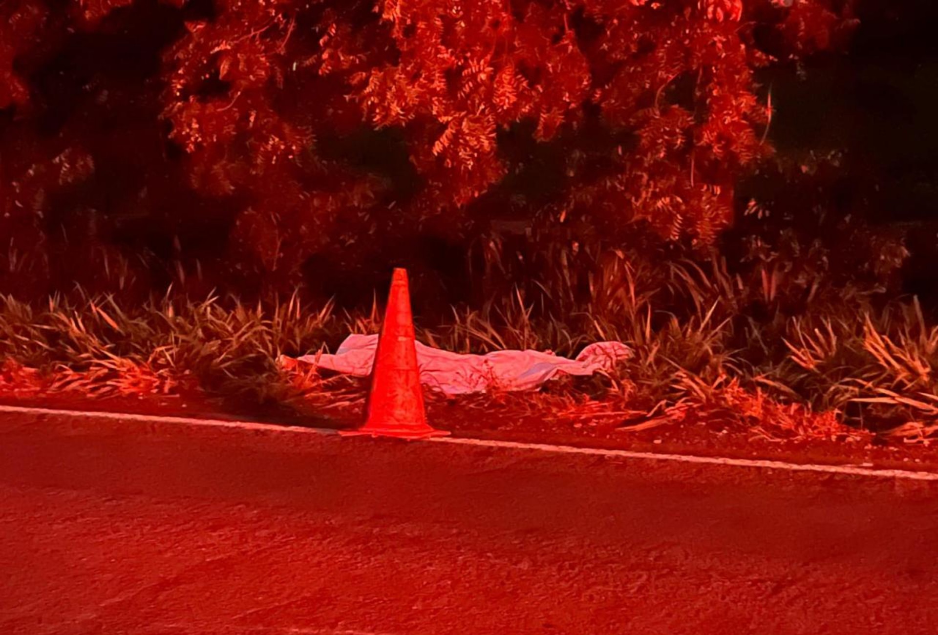 Motociclista morre em colisão com carro na BR-376 em MS