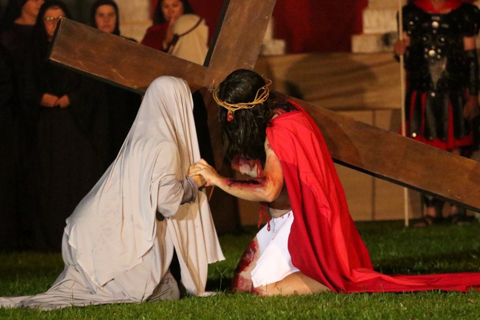 Paixão de Cristo é parte da programação religiosa em Poços de Caldas, MG — Foto: Divulgação