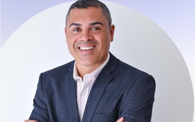 Empresário morre afogado ao tentar alcançar lancha que se desprendeu de píer na Bahia